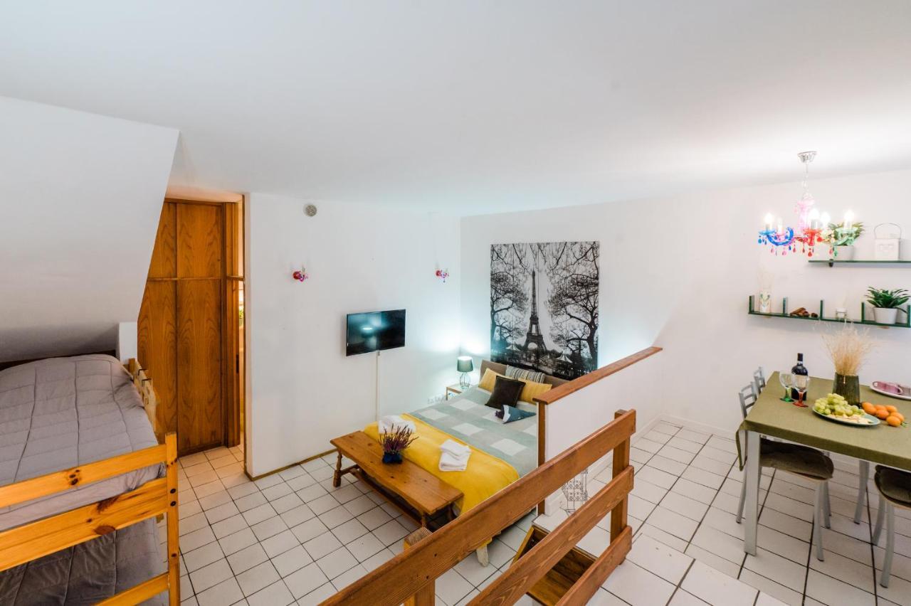 Feel - Salvecchio Apartments Bergamo Bagian luar foto