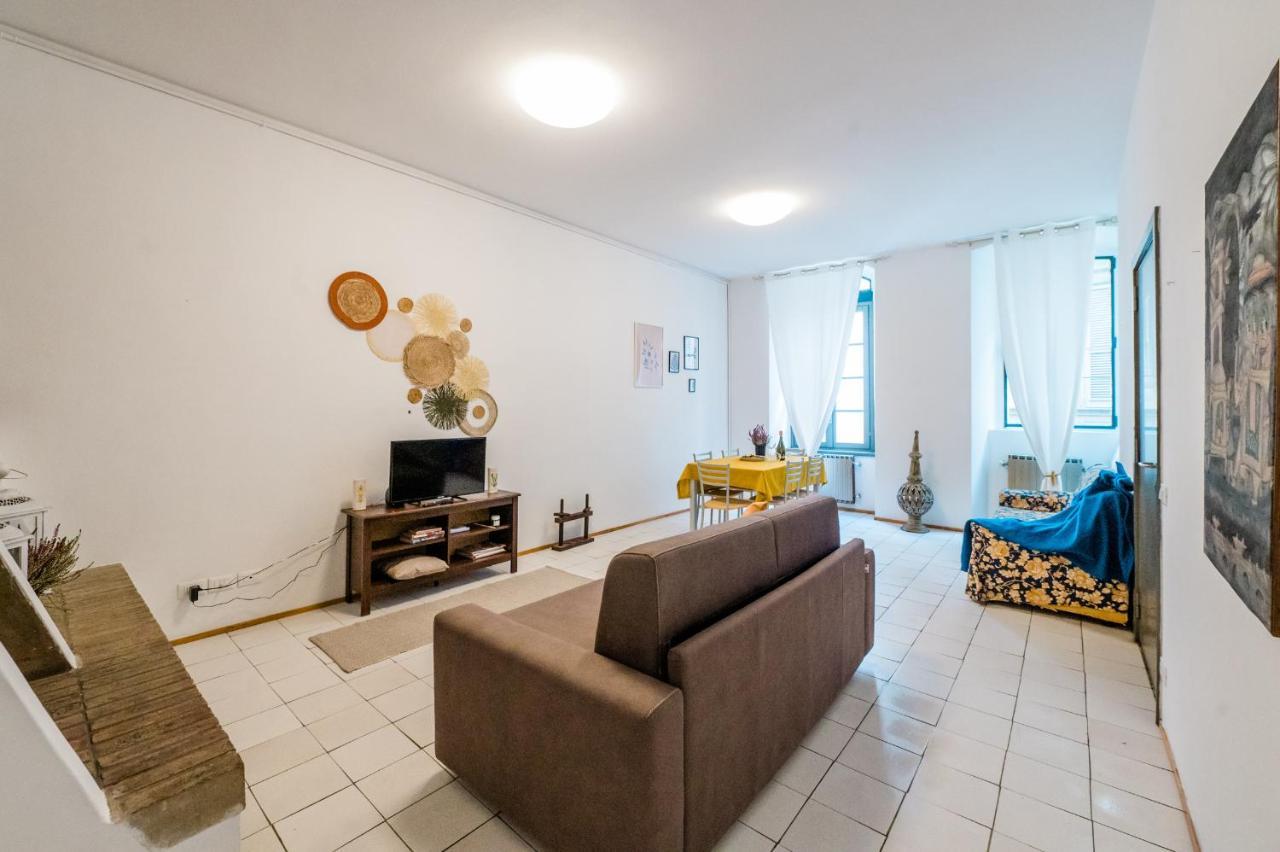 Feel - Salvecchio Apartments Bergamo Bagian luar foto