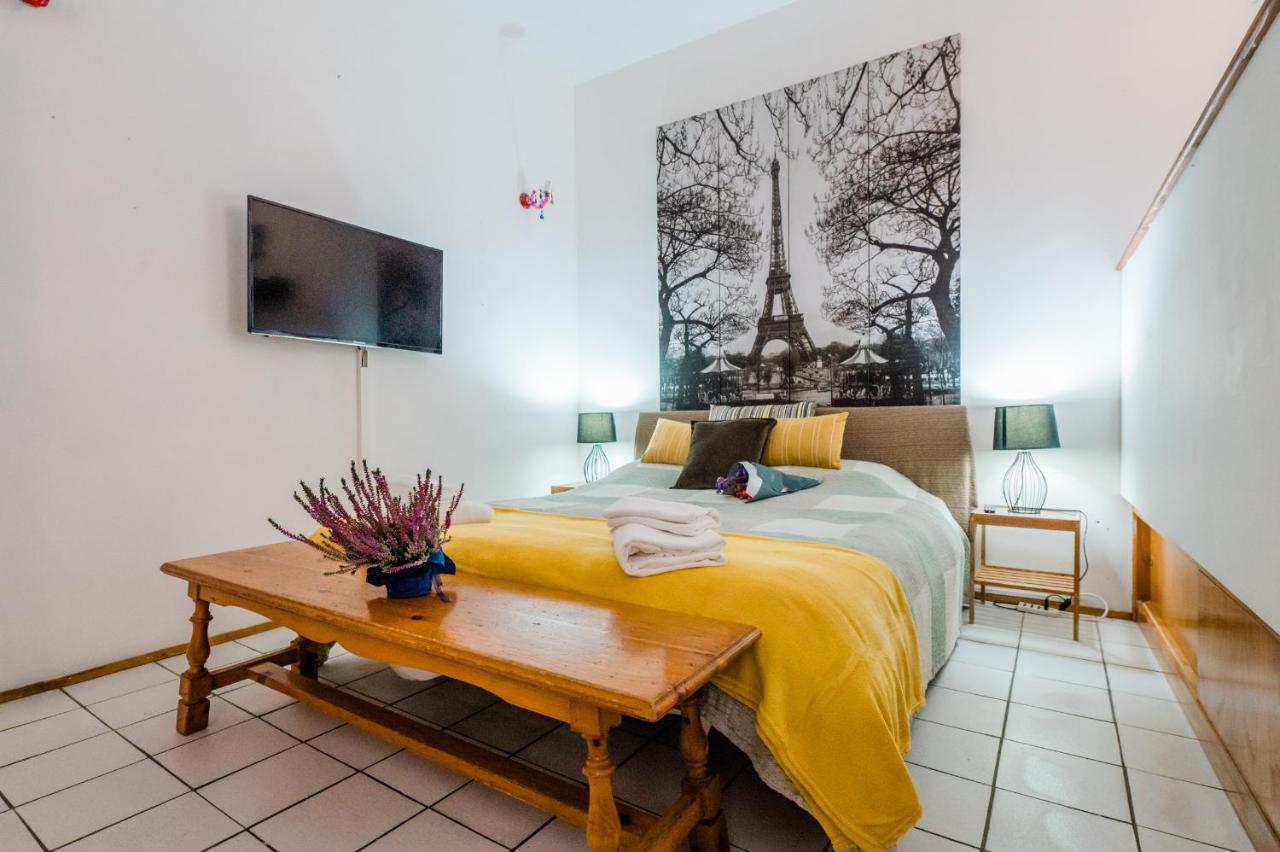 Feel - Salvecchio Apartments Bergamo Bagian luar foto
